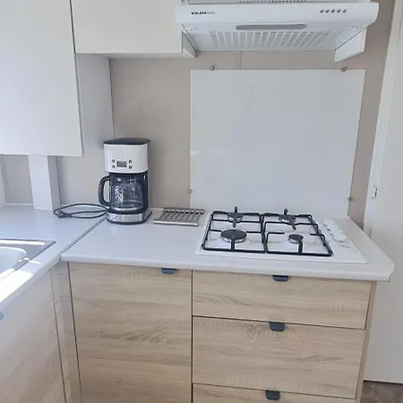 Mobil-home Dans Parc Residentiel 6-8 Pers
