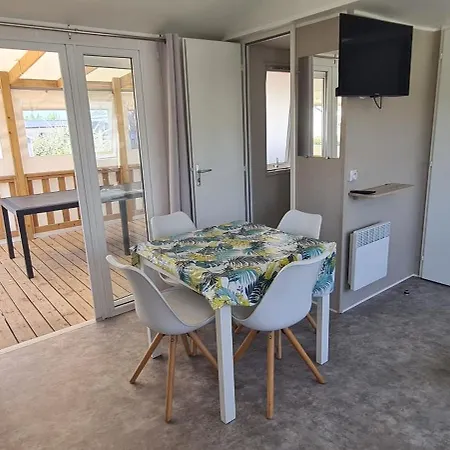 Mobil-home Dans Parc Residentiel 6-8 Pers * Saint-Hilaire-de-Riez